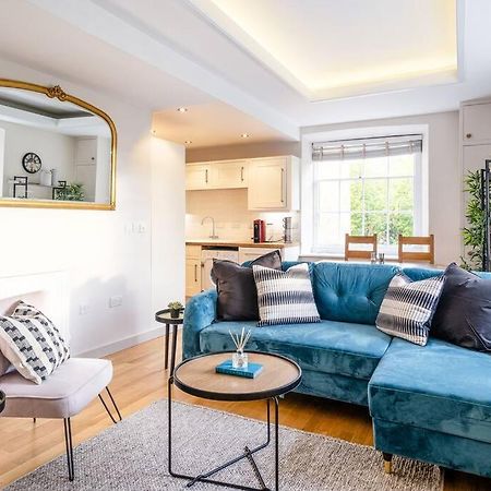 Stunning 2 Bedroom Apartment In Converted Chapel 바스 외부 사진