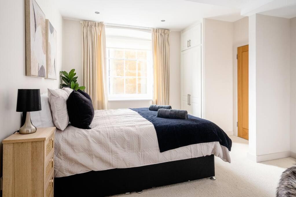 Stunning 2 Bedroom Apartment In Converted Chapel 바스 외부 사진